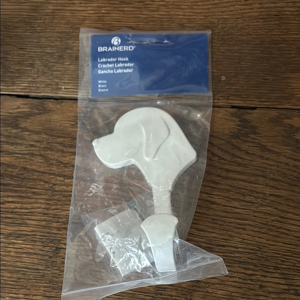 NIP Brainerd white metal hook shaped like a Labrador head 5”